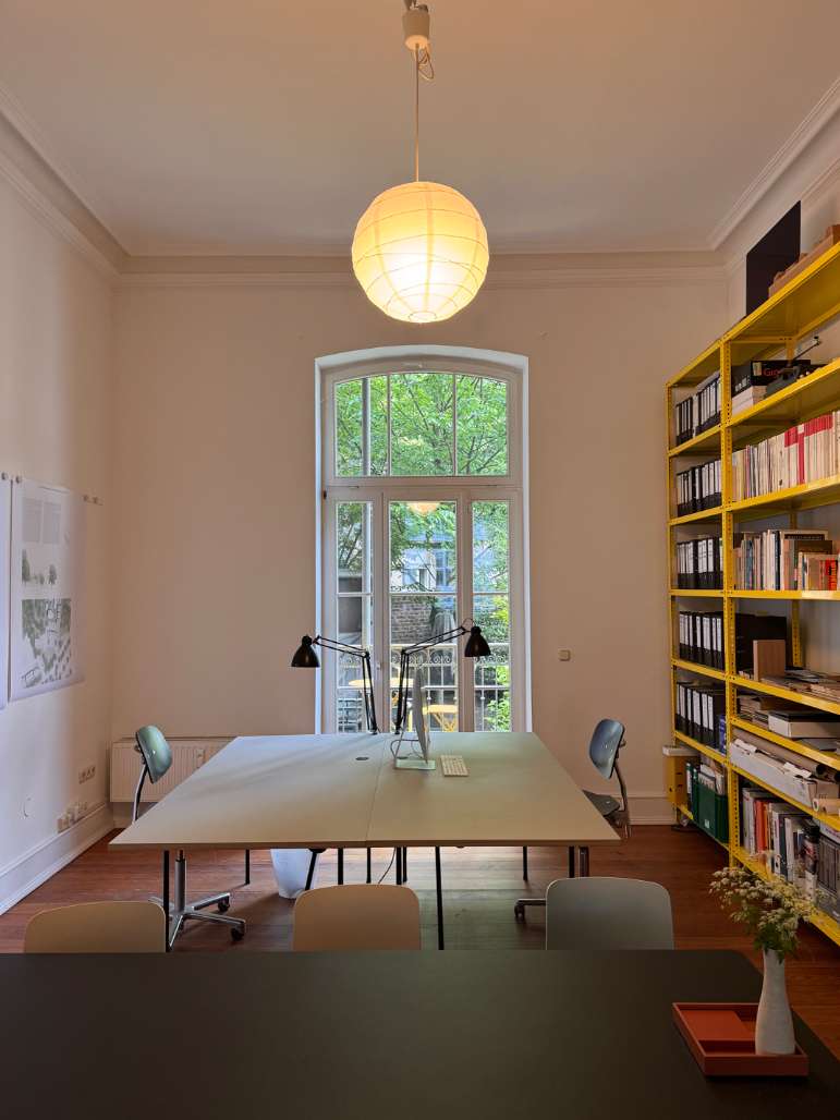 Thumbnail-Büro in Köln 320,00 € 4 m²