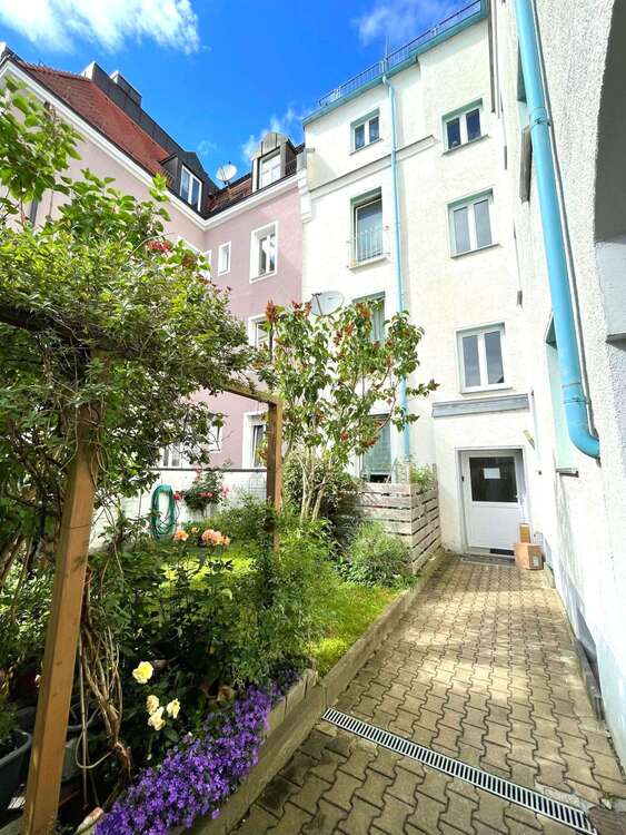 Thumbnail-Wohnung zum Mieten in Augsburg 900,00 € 77.84 m²