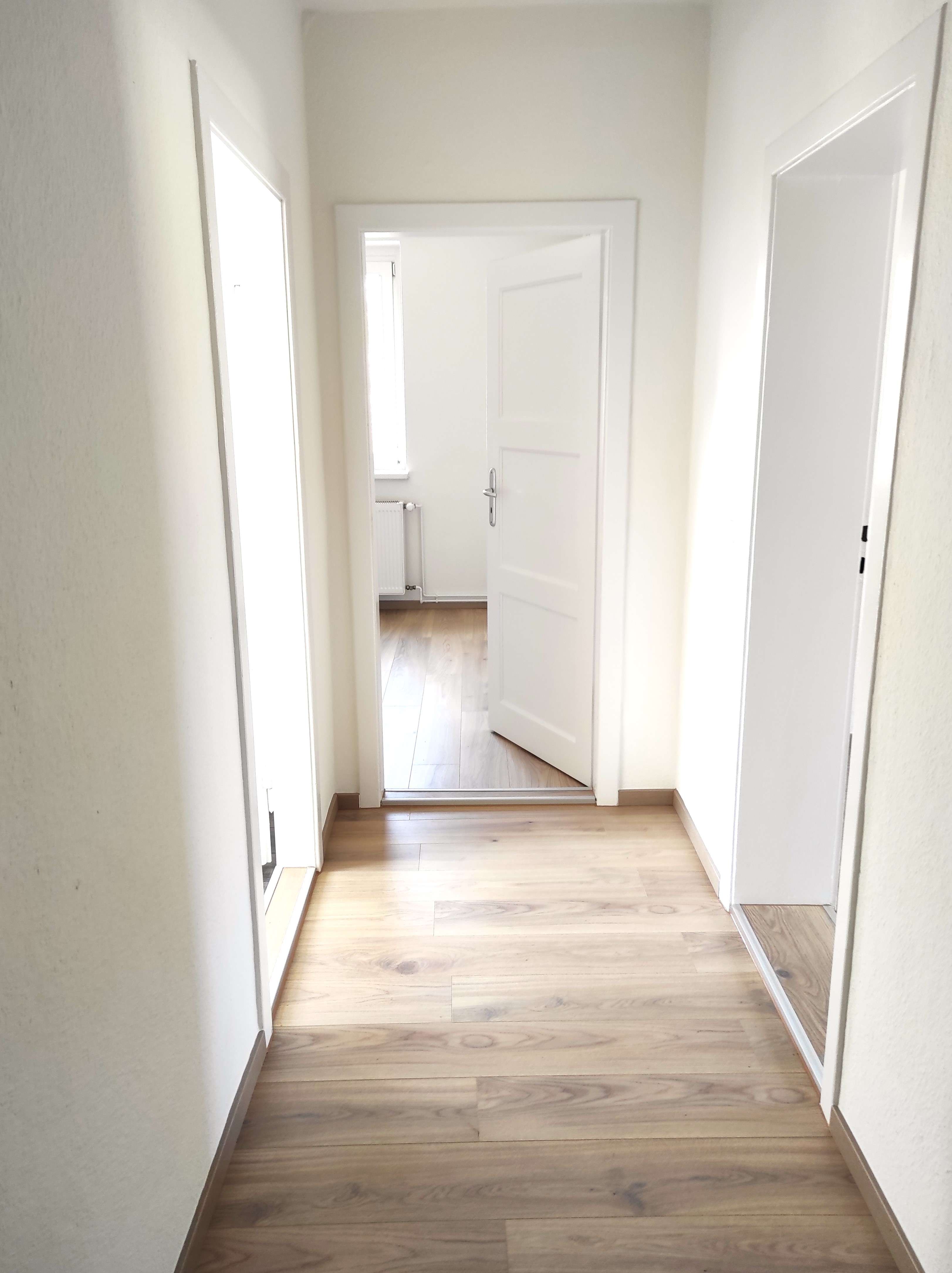 Thumbnail-Wohnung zum Mieten in Bitterfeld-Wolfen OT Wolfen 348,40 € 53.6 m²