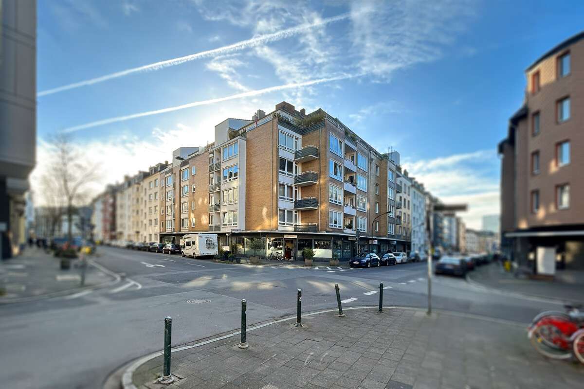 Thumbnail-Wohnung zum Kaufen in Düsseldorf 115.000,00 € 20.16 m²