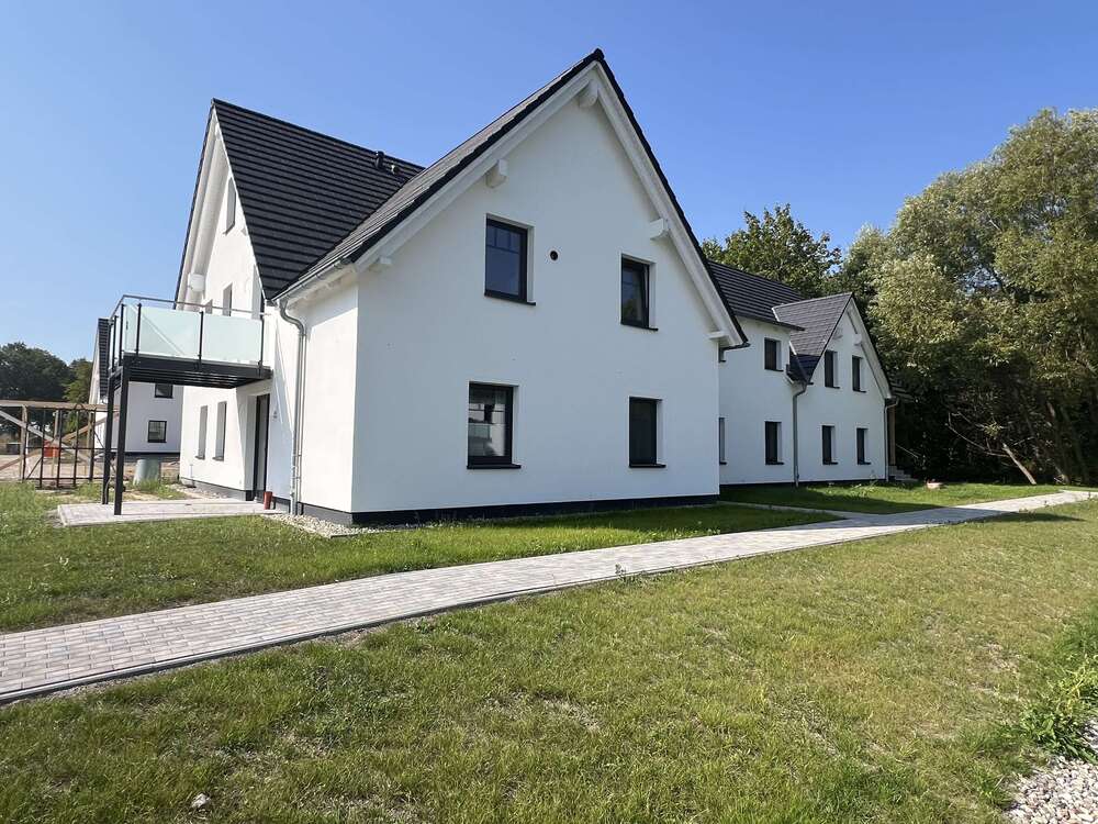Thumbnail-Haus zum Kaufen in Middelhagen OT Lobbe, Middelhagen, Vorpommern-Rüge 2.630.000,00 € 507.8 m²