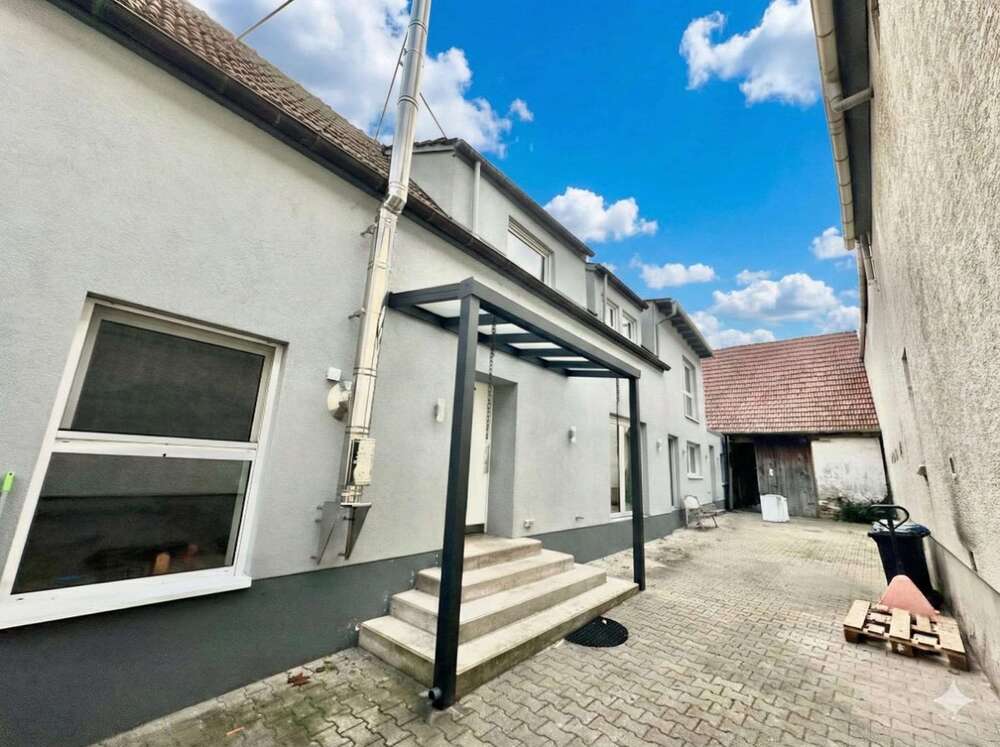 Thumbnail-Haus zum Kaufen in Ruchheim 449.000,00 € 165 m²