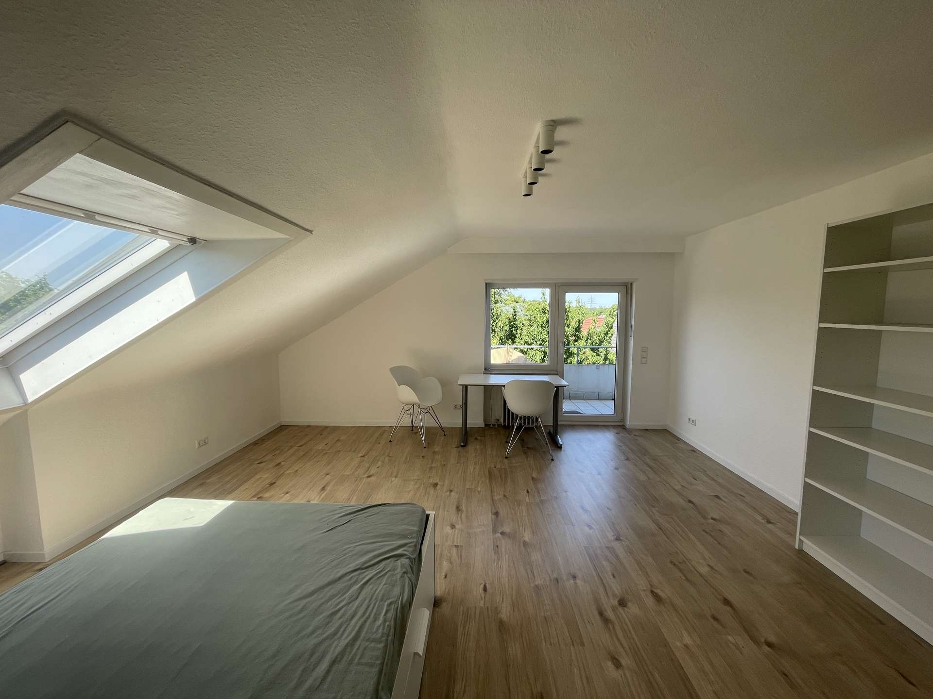 Thumbnail-Wohnung zum Mieten in Karlsruhe Wolfartsweier 450,00 € 21 m²