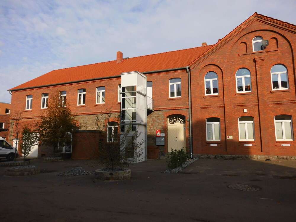 Thumbnail-Wohnung zum Mieten in Magdeburg 606,00 € 101 m²