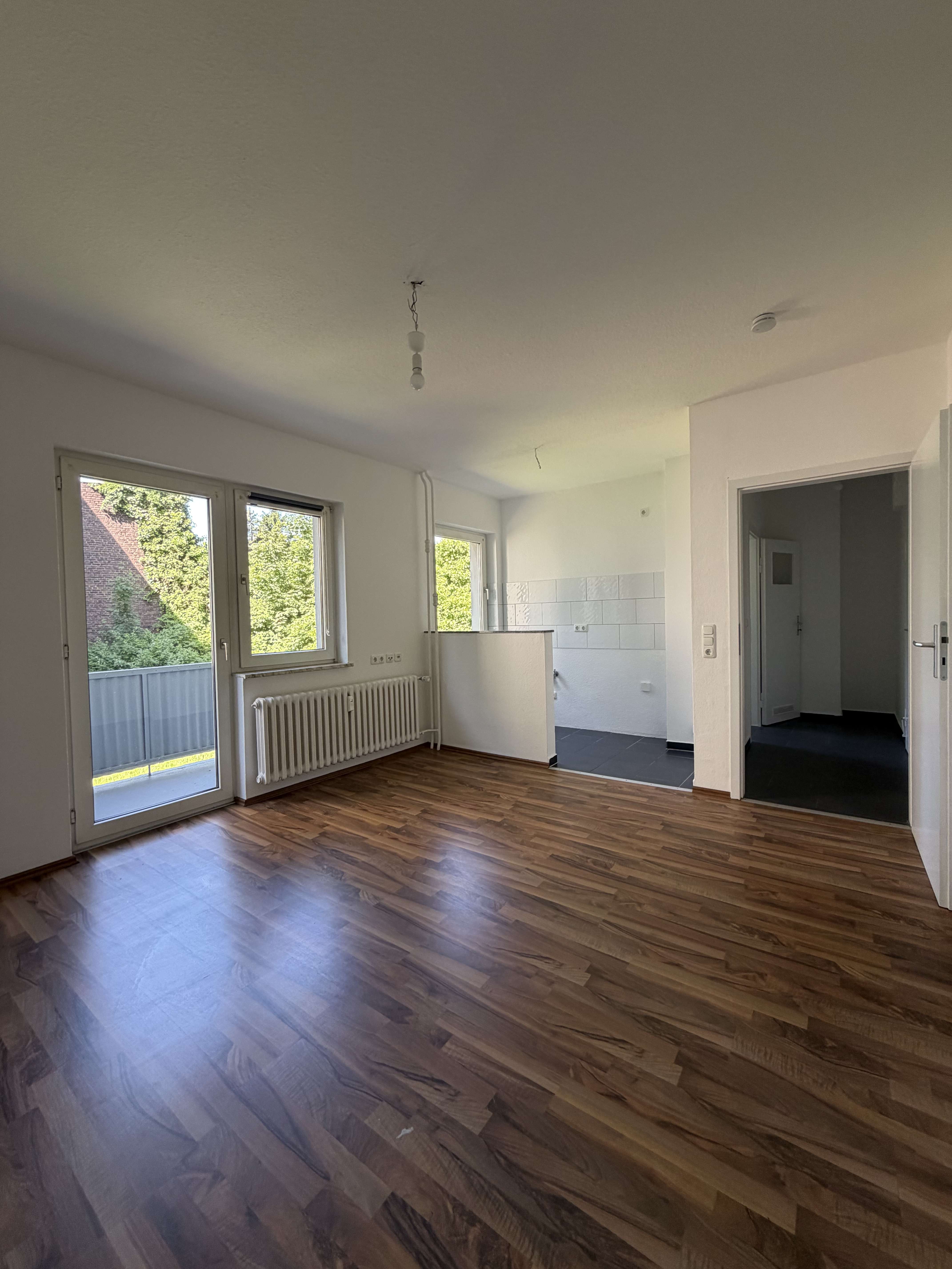 Thumbnail-Wohnung zum Mieten in Duisburg 345,00 € 26.47 m²