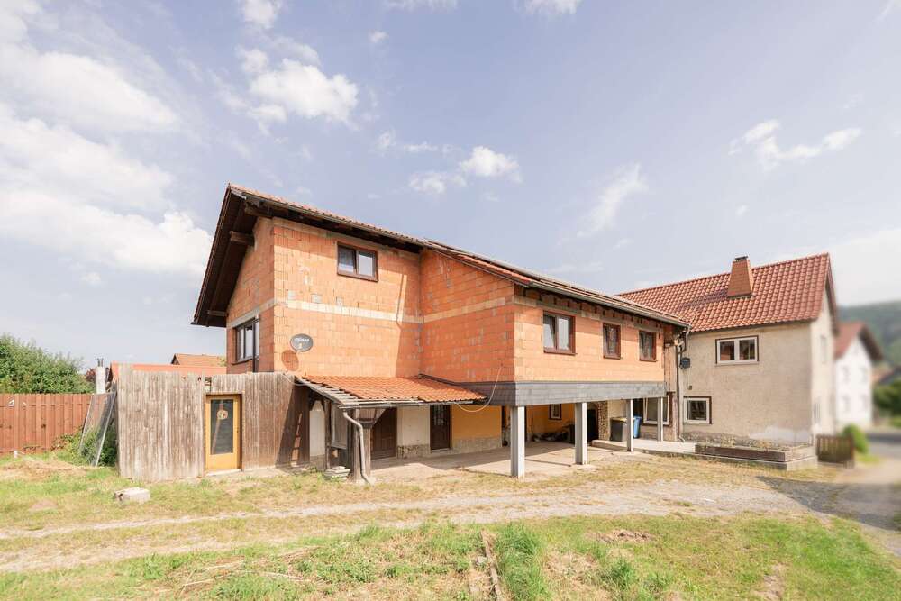 Thumbnail-Haus zum Kaufen in Auengrund 125.000,00 € 292 m²