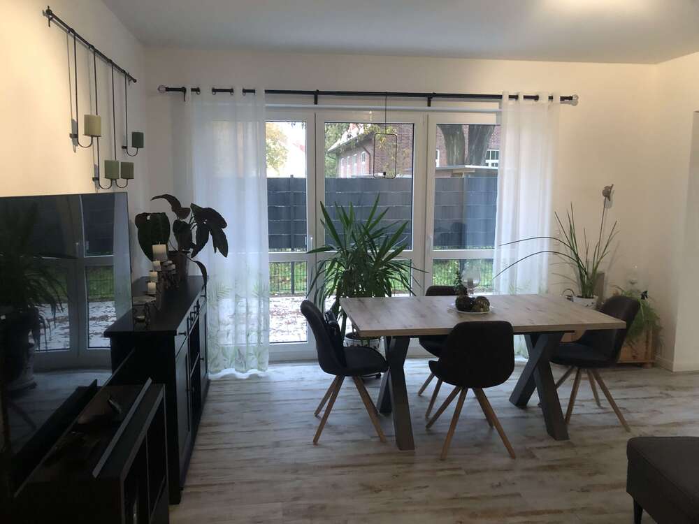 Thumbnail-Wohnung zum Kaufen in Rostock 399.000,00 € 82.78 m²