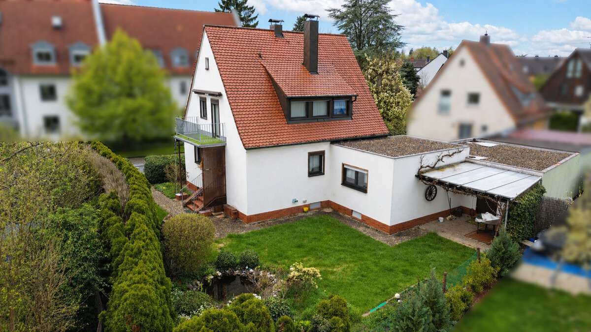 Thumbnail-Haus zum Kaufen in Nürnberg 550.000,00 € 110 m²
