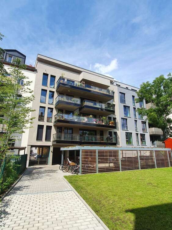 Thumbnail-Wohnung zum Mieten in Leipzig 2.065,00 € 153 m²