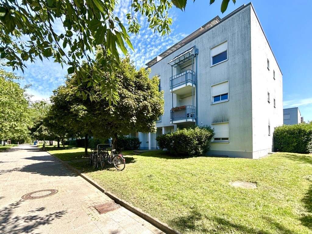 Thumbnail-Wohnung zum Kaufen in Karlsruhe 154.000,00 € 37.09 m²