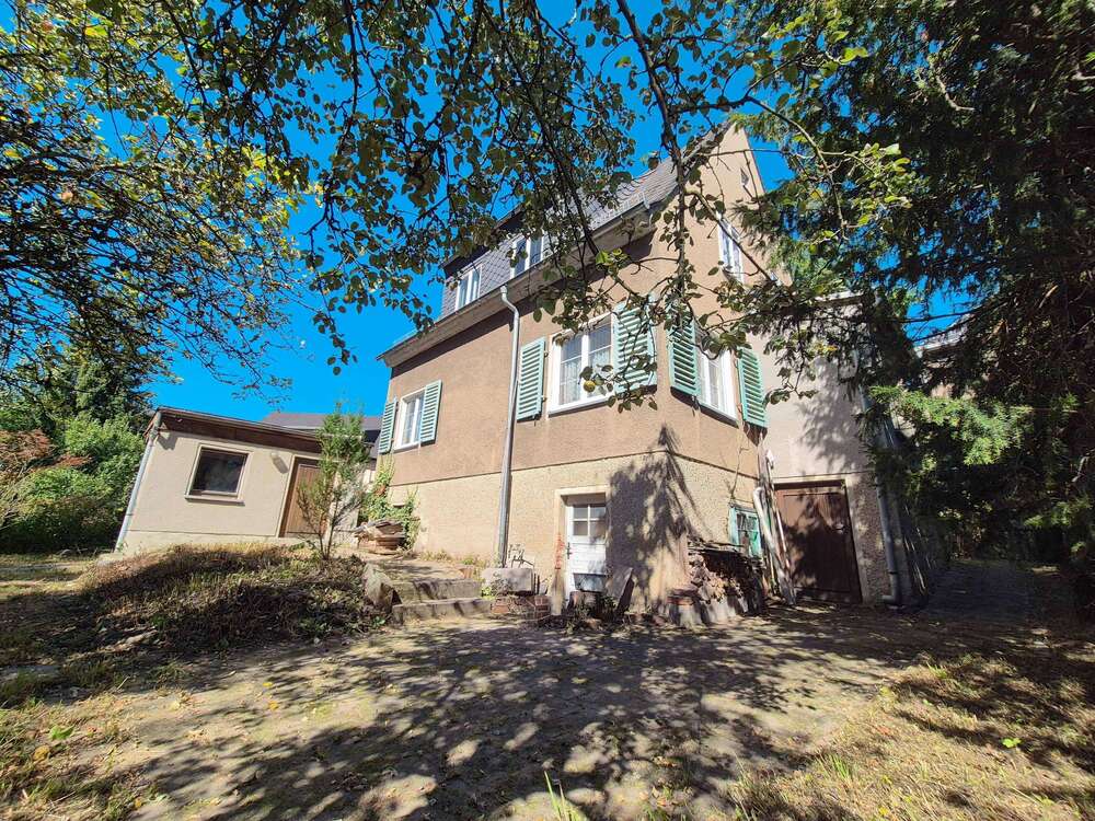 Thumbnail-Haus zum Kaufen in Hohenstein-Ernstthal 110.000,00 € 100 m²