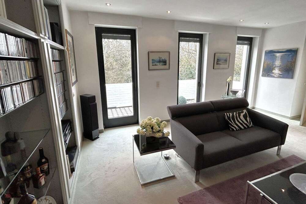 Thumbnail-Wohnung zum Kaufen in Krefeld 450.000,00 € 196.26 m²