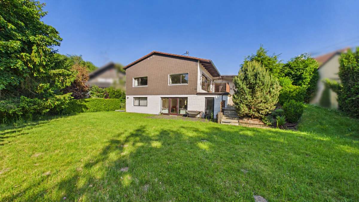 Thumbnail-Haus zum Kaufen in Neusäß 960.000,00 € 292.19 m²