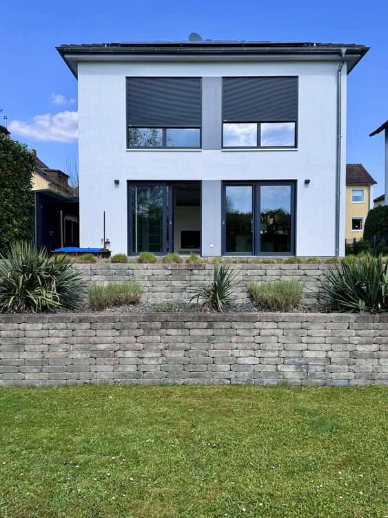 Thumbnail-Haus zum Mieten in Bad Homburg vor der Höhe 4.800,00 € 180 m²