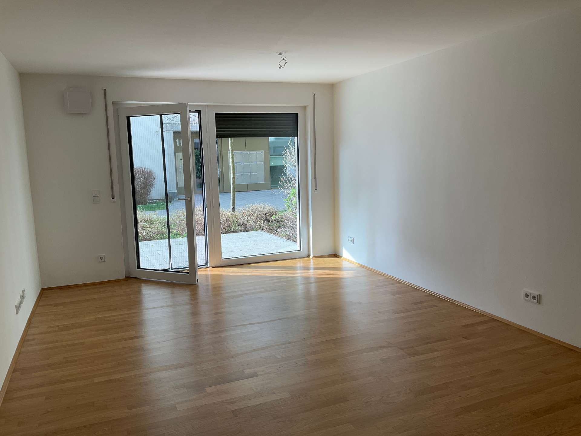 Thumbnail-Wohnung zum Mieten in Ludwigshafen 1.049,73 € 88.96 m²