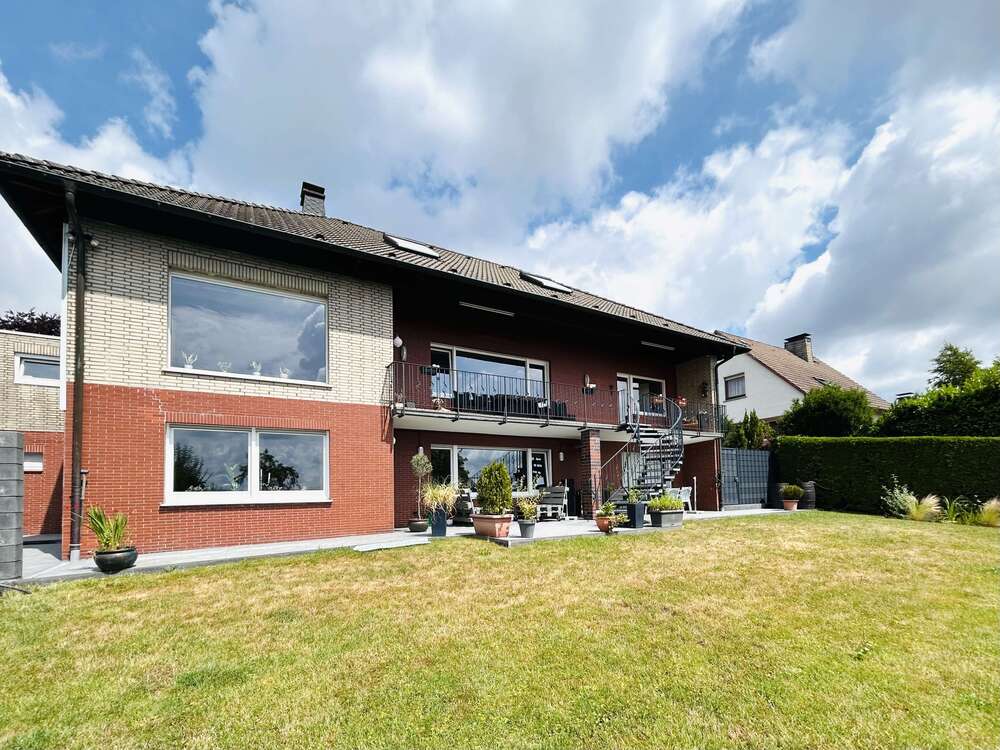 Thumbnail-Haus zum Kaufen in Hemer-Stübecken 759.000,00 € 250 m²