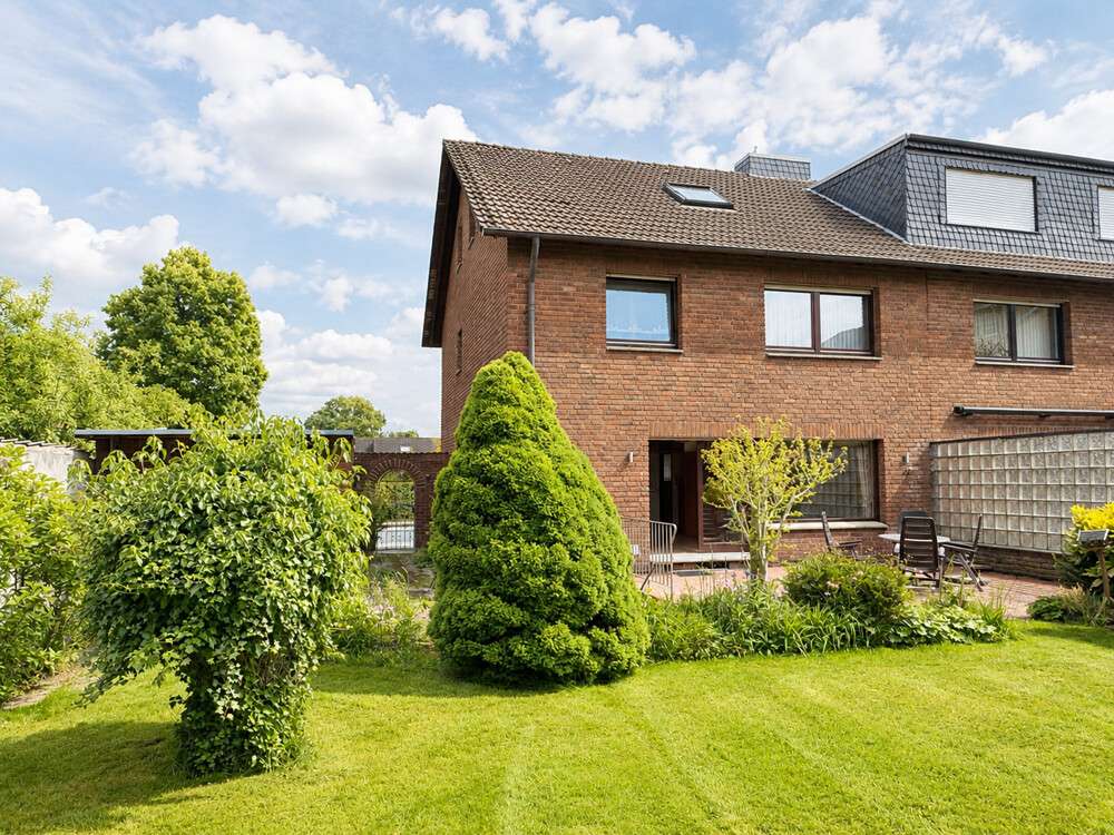 Thumbnail-Haus zum Kaufen in Oer-Erkenschwick 290.000,00 € 136.76 m²