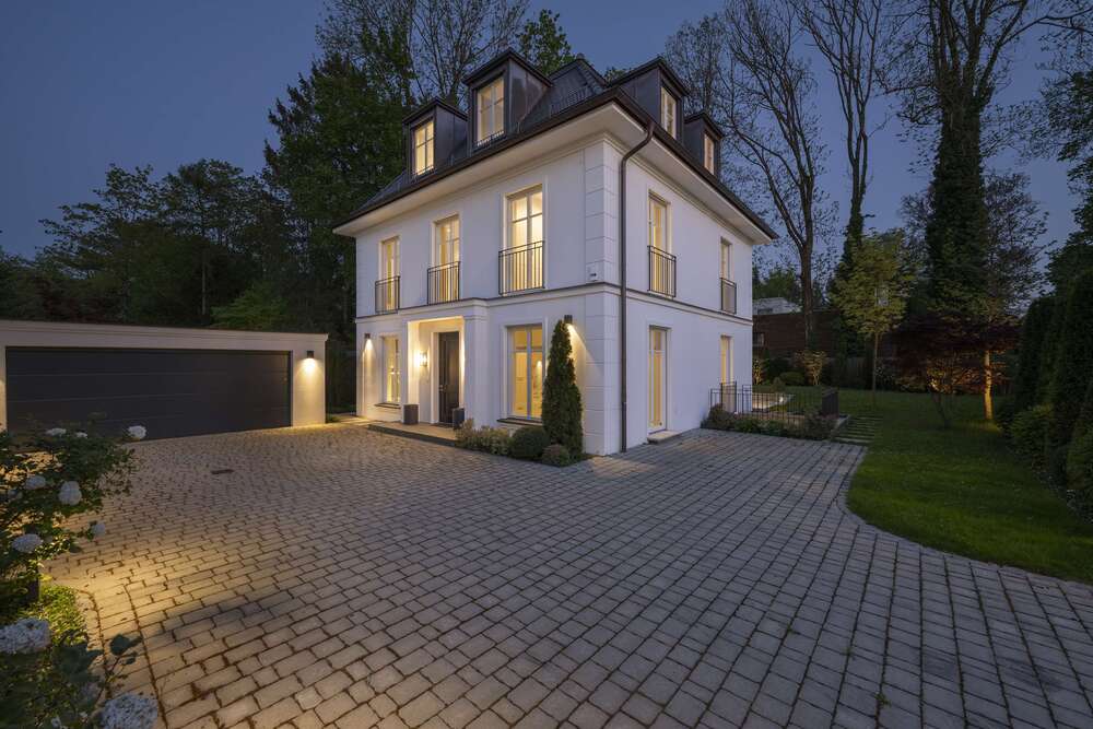 Thumbnail-Haus zum Kaufen in Grünwald 5.500.000,00 € 269 m²