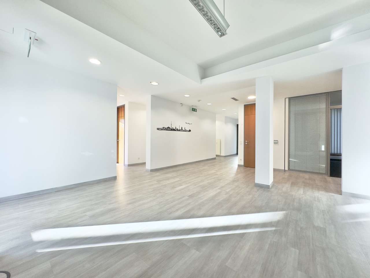Thumbnail-Büro in Stuttgart 4.165,00 € 333.25 m²