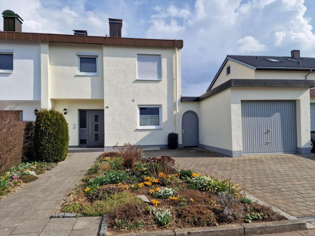 Thumbnail-Haus zum Kaufen in Steinheim 315.000,00 € 97.94 m²