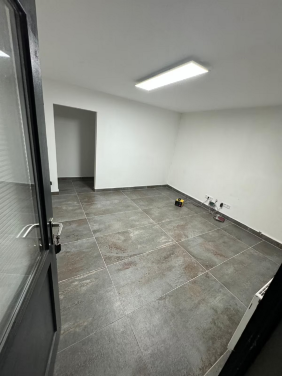 Thumbnail-Büro in Köln 690,00 € 30 m²