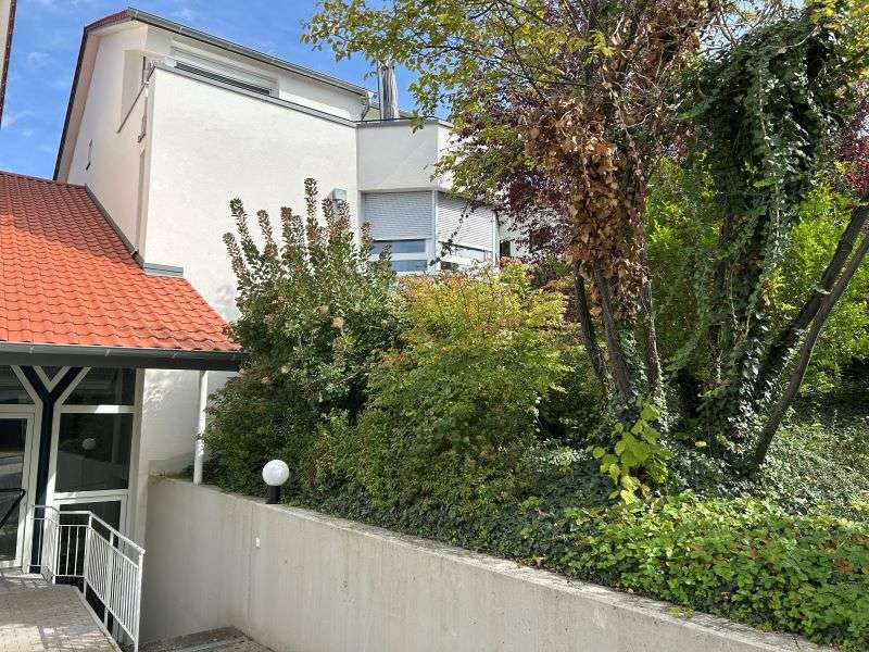 Thumbnail-Wohnung zum Mieten in Hirschberg 1.600,00 € 114 m²