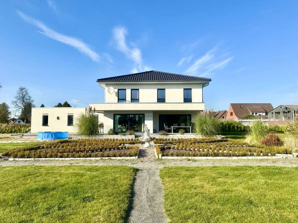 Thumbnail-Haus zum Kaufen in Wiesmoor 625.000,00 € 156 m²