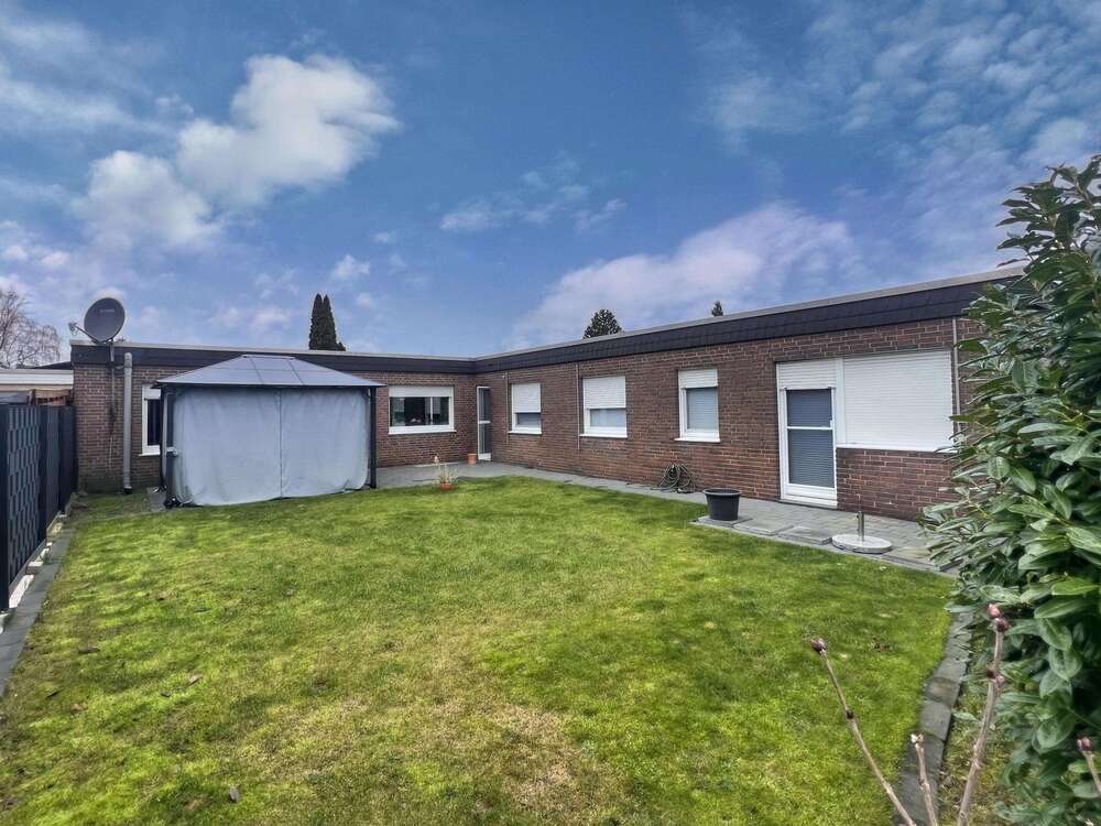 Thumbnail-Haus zum Kaufen in Schloß Holte-Stukenbrock 325.000,00 € 136 m²