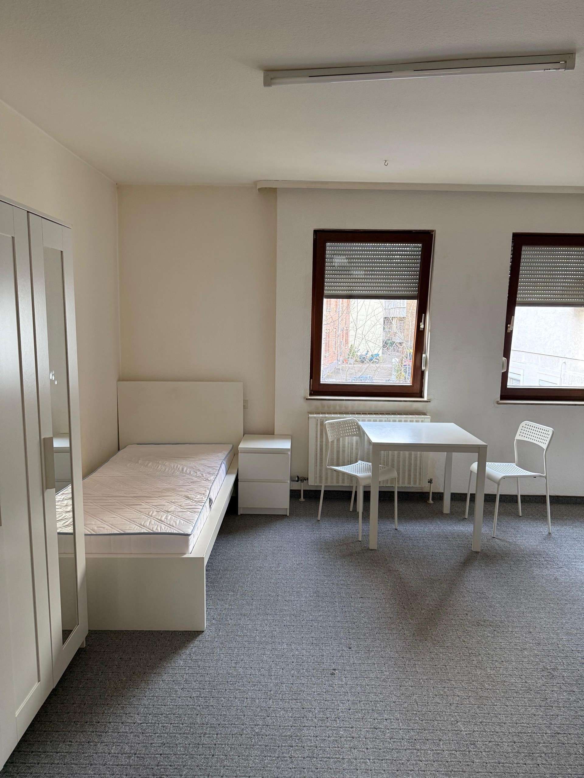 Thumbnail-Wohnung zum Mieten in Stuttgart 450,00 € 24 m²