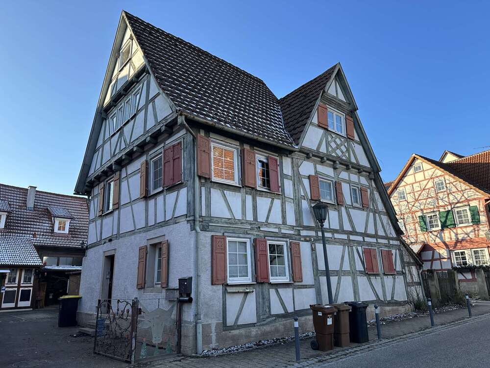 Thumbnail-Wohnung zum Kaufen in Sachsenheim 140.000,00 € 60.4 m²