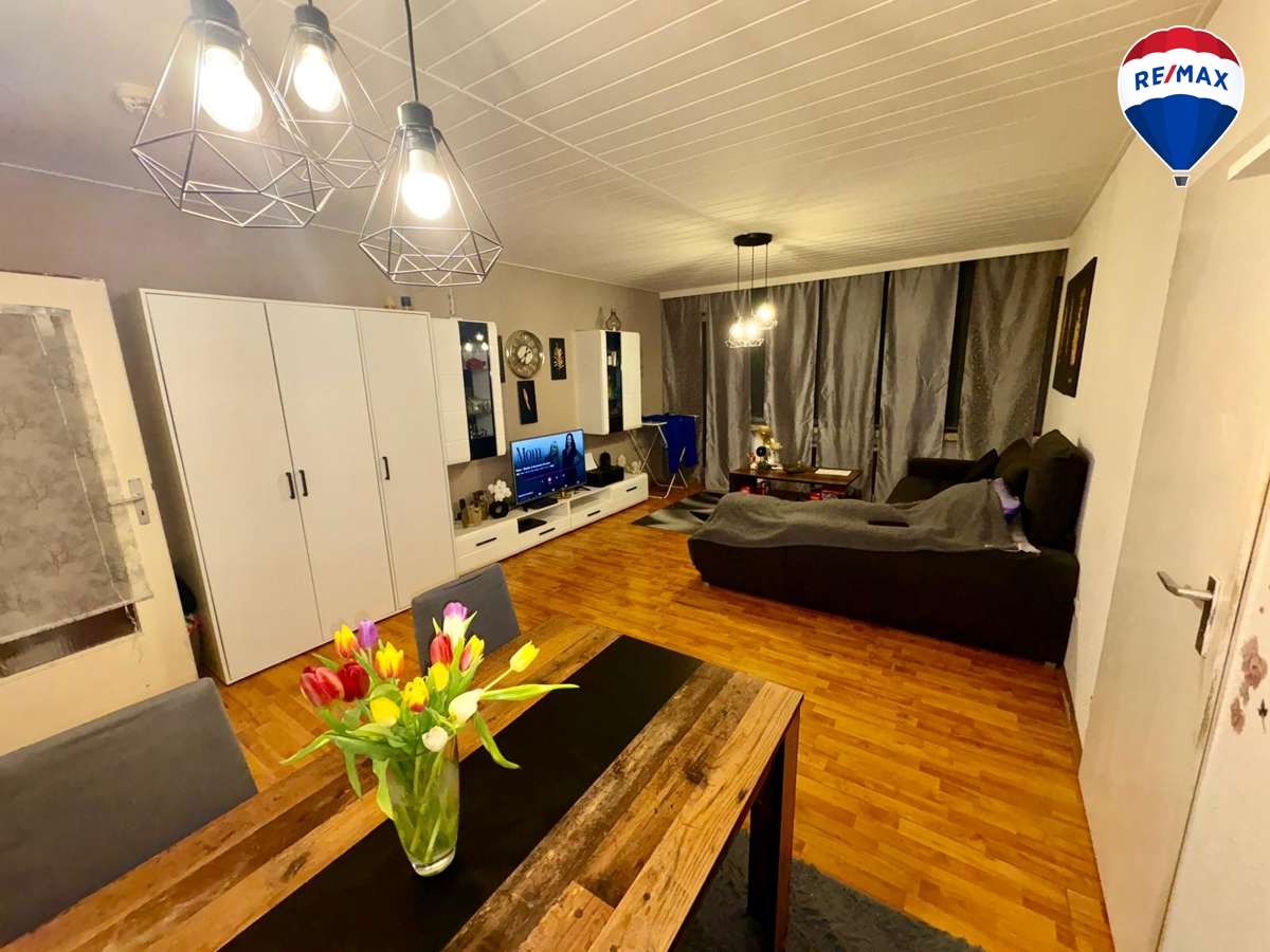 Thumbnail-Wohnung zum Kaufen in Hiddenhausen 99.000,00 € 80 m²