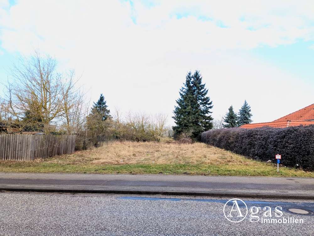 Thumbnail-Grundstück zu verkaufen in Ziesar 35.000,00 € 590 m²