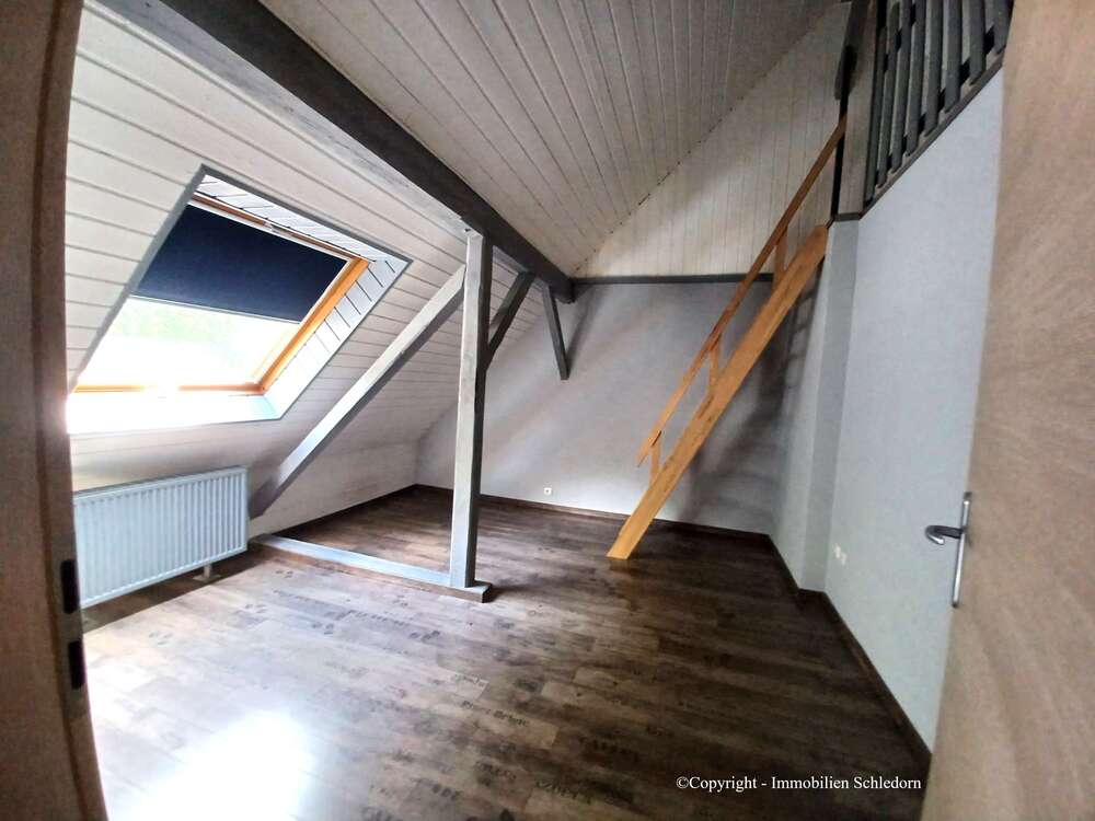 Thumbnail-Wohnung zum Kaufen in Oberhausen 159.000,00 € 81 m²