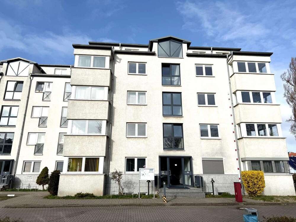 Thumbnail-Wohnung zum Mieten in Magdeburg 556,00 € 74.15 m²