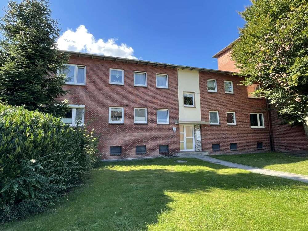 Thumbnail-Wohnung zum Kaufen in Wilhelmshaven 73.000,00 € 64.98 m²