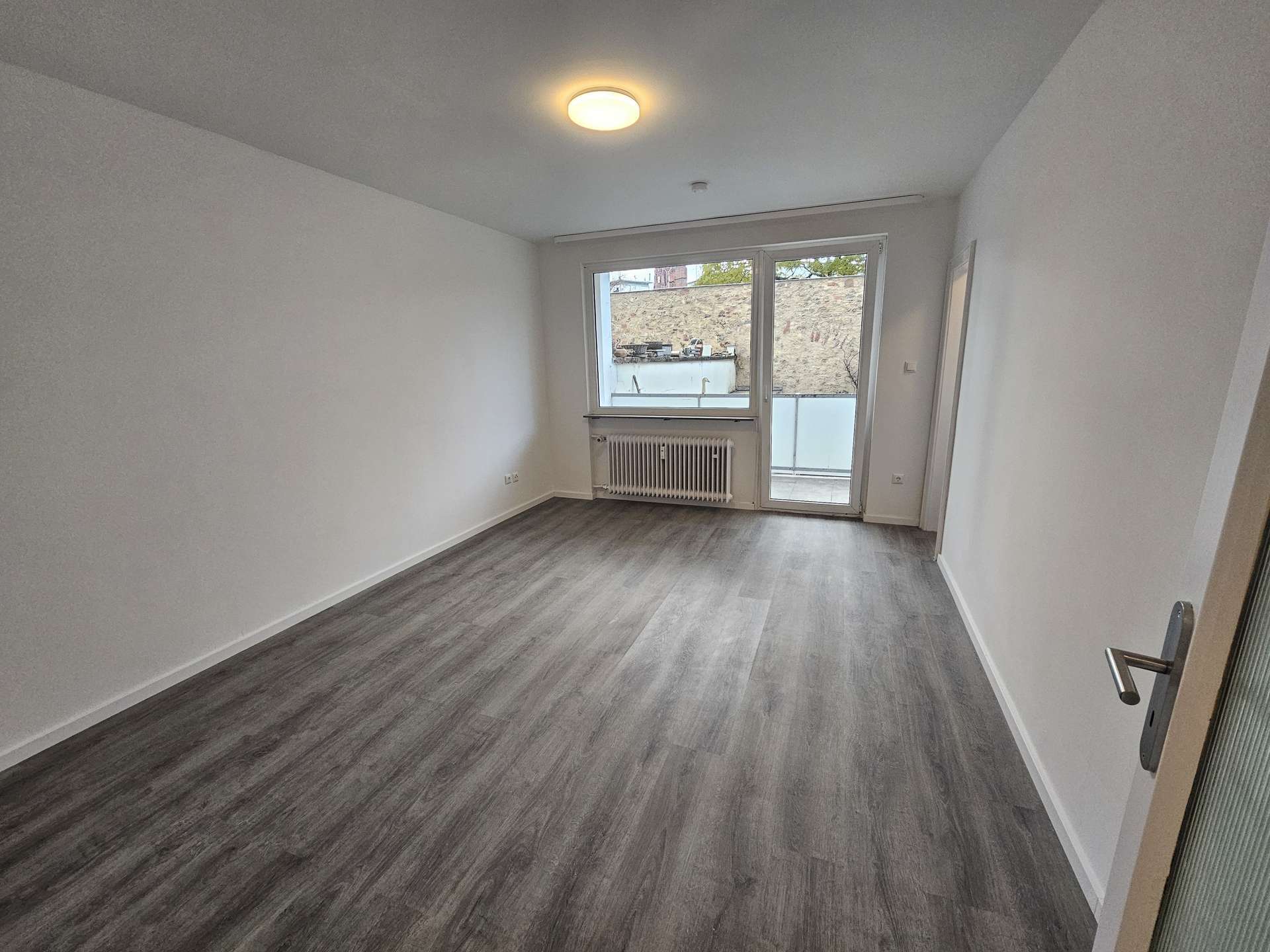 Thumbnail-Wohnung zum Mieten in Frankfurt am Main 690,00 € 25 m²