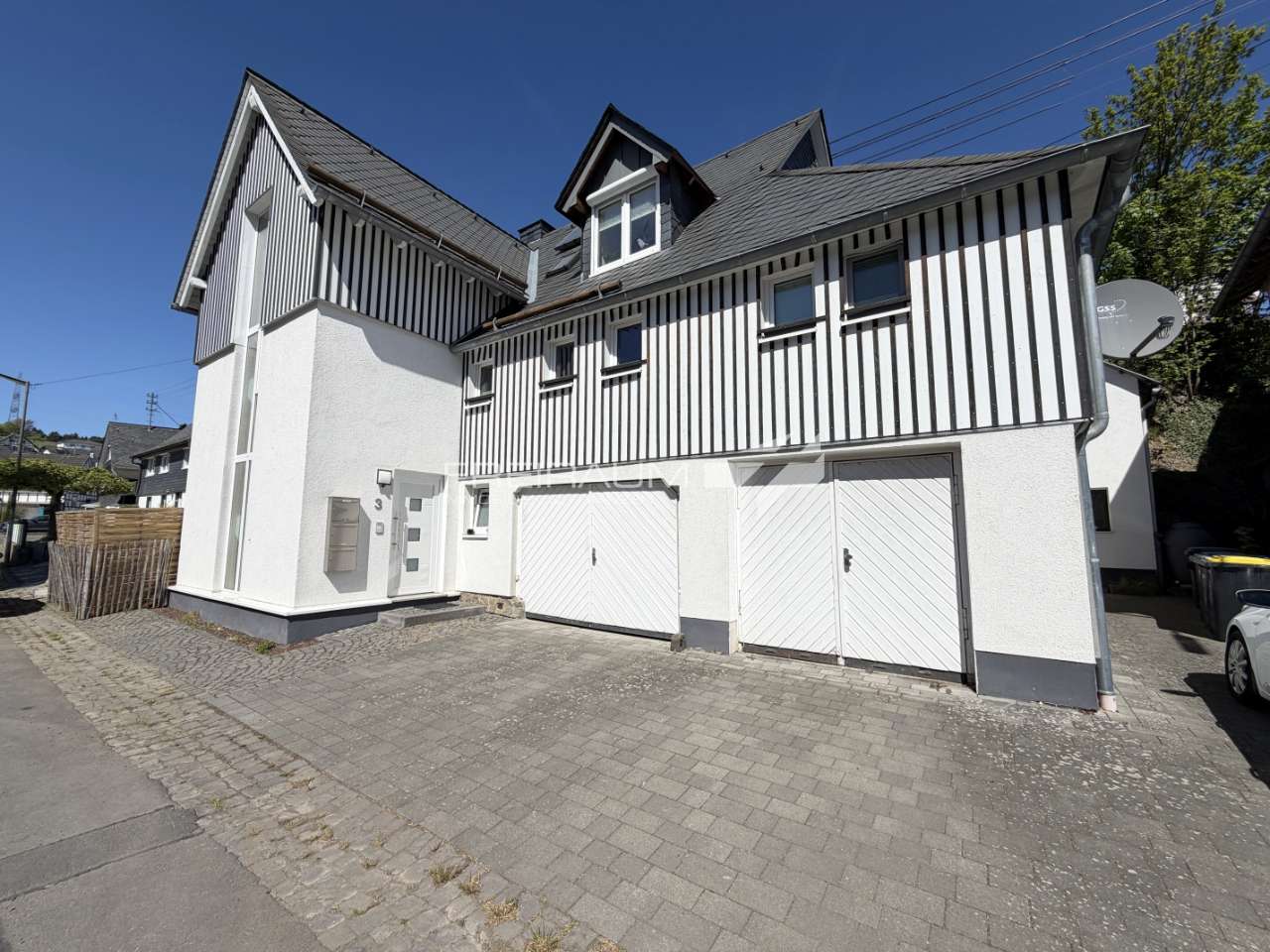 Thumbnail-Haus zum Kaufen in Siegen Oberschelden 599.000,00 € 296.44 m²