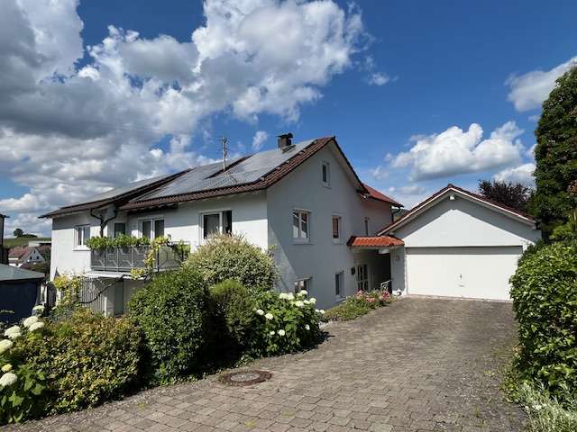 Thumbnail-Haus zum Kaufen in Frittlingen 470.000,00 € 252.25 m²