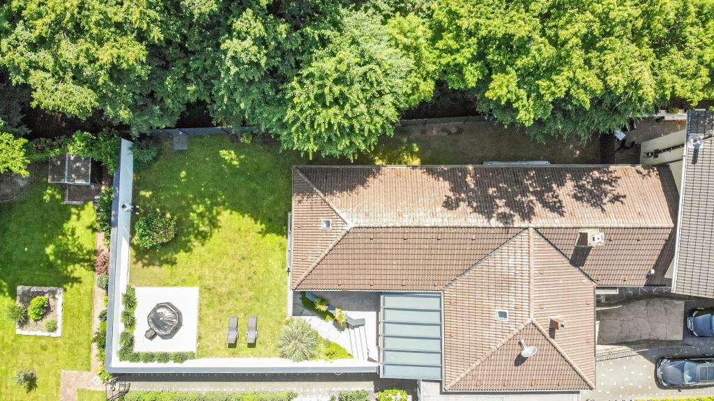 Thumbnail-Haus zum Kaufen in Leverkusen 869.000,00 € 152.6 m²
