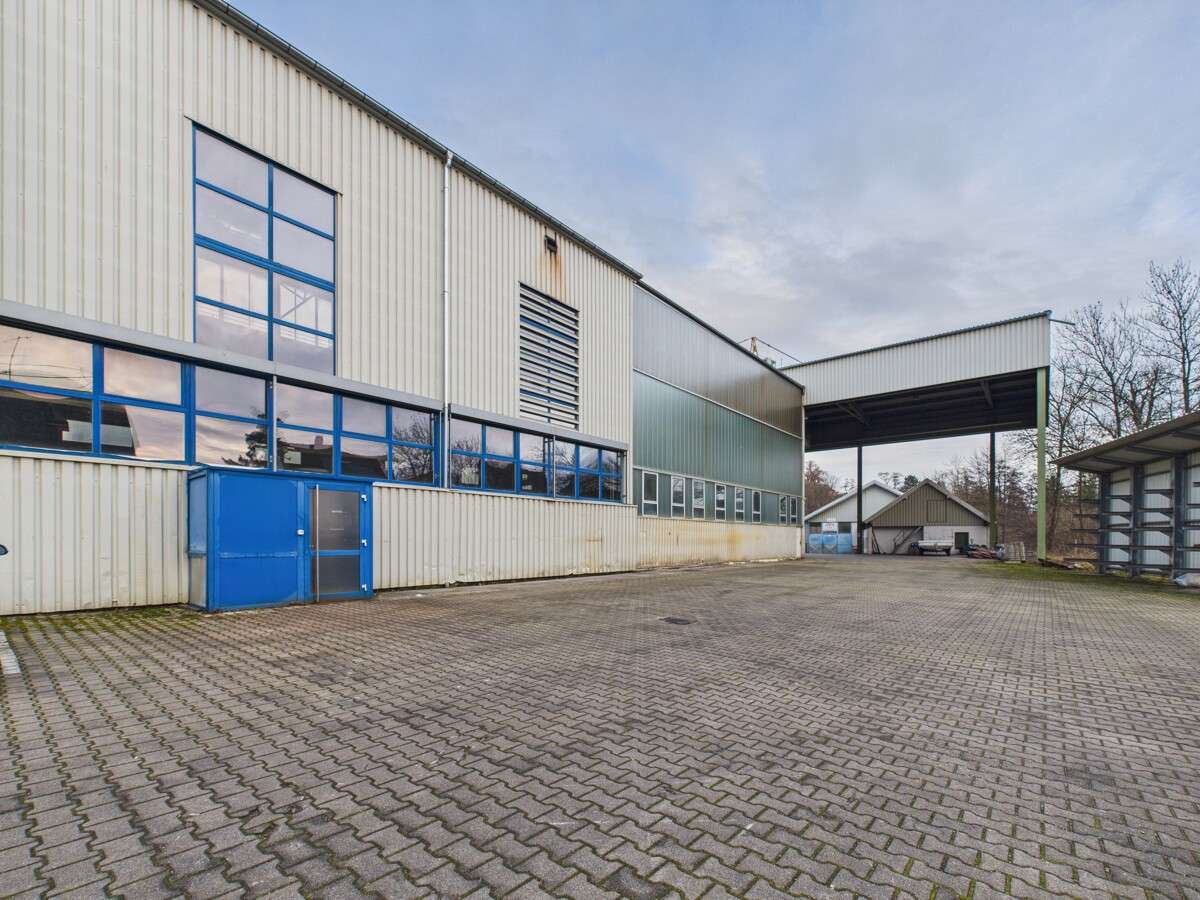 Thumbnail-Halle in Rottweil 5.990,00 € 1200 m²