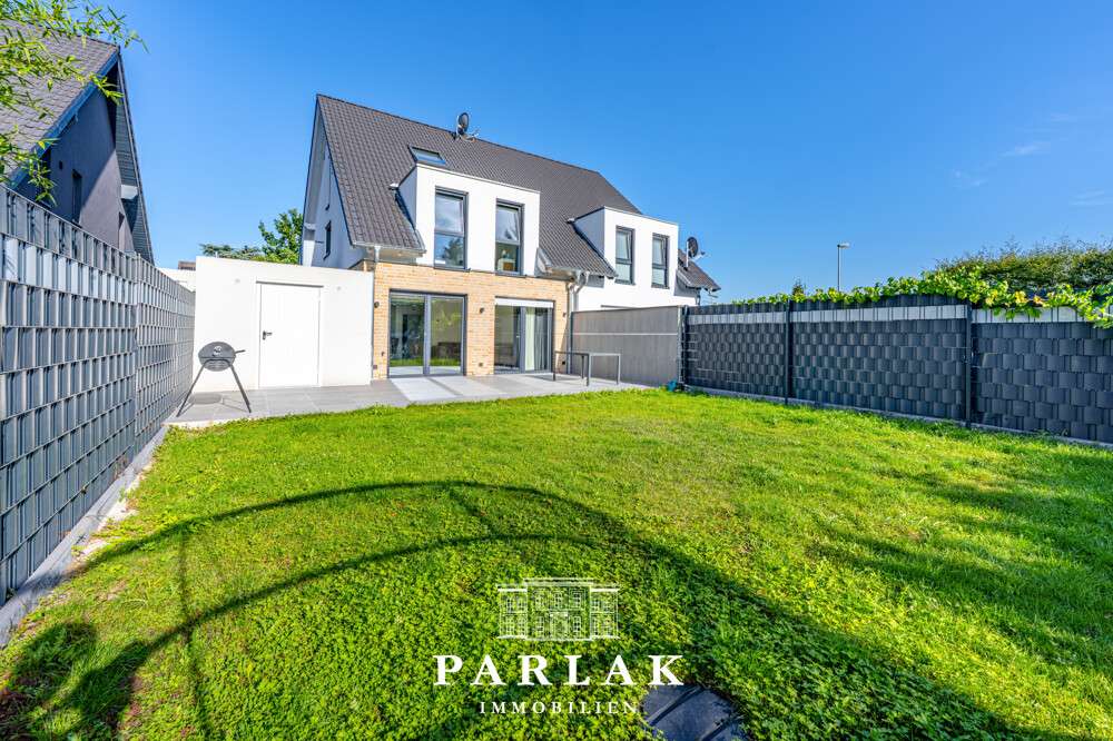 Thumbnail-Haus zum Kaufen in Krefeld Forstwald 695.000,00 € 166 m²