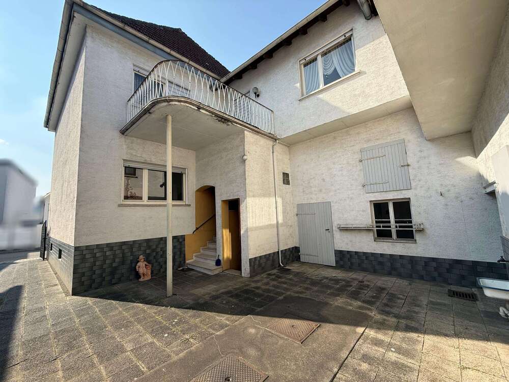 Thumbnail-Haus zum Kaufen in Schifferstadt 369.000,00 € 187 m²