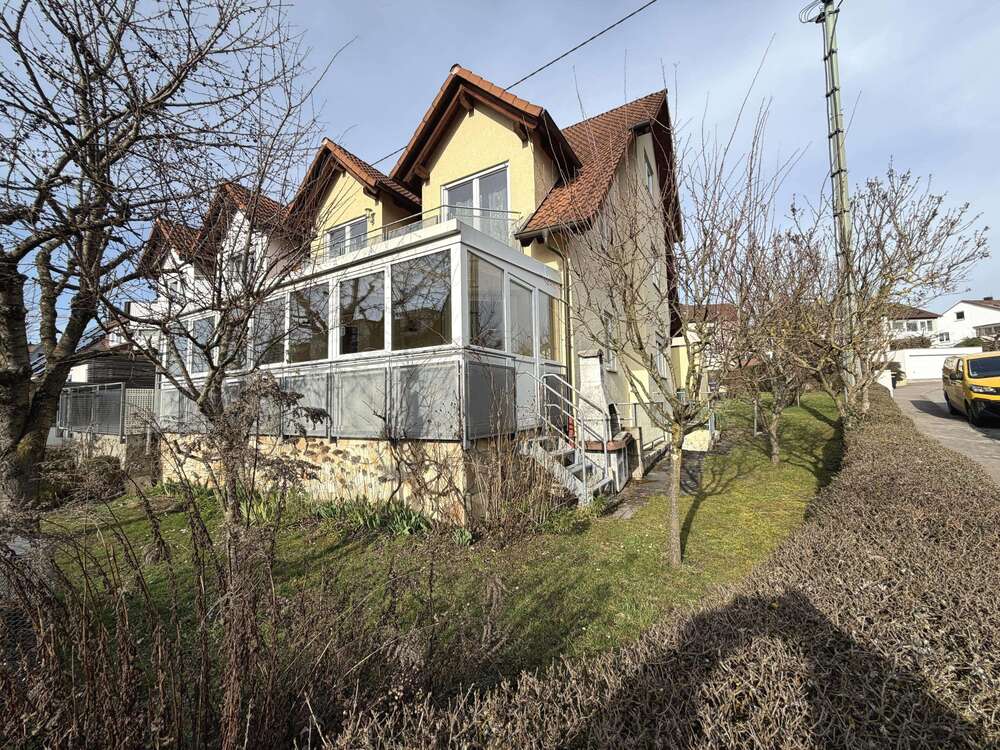 Thumbnail-Haus zum Kaufen in Nürtingen 599.000,00 € 204.48 m²