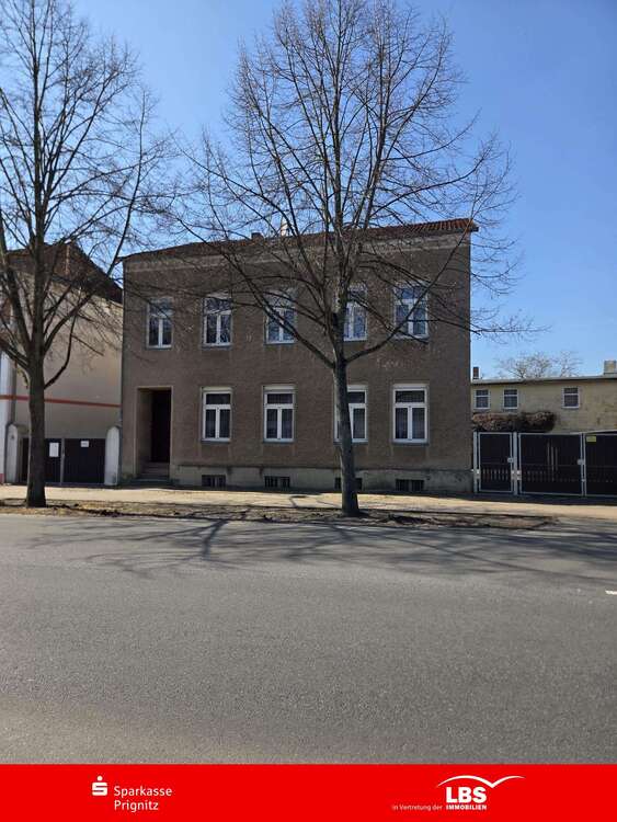 Thumbnail-Haus zum Kaufen in Perleberg 220.000,00 € 200 m²