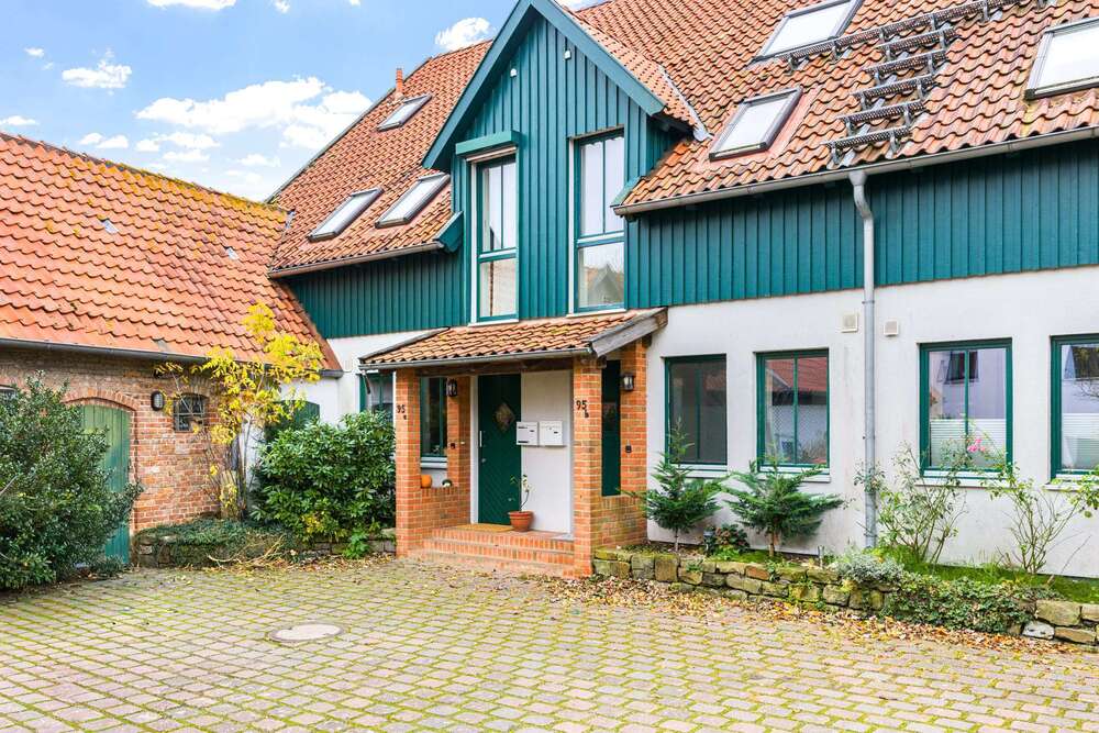 Thumbnail-Haus zum Kaufen in Isernhagen 329.000,00 € 108.16 m²