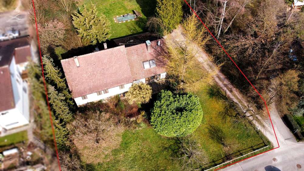 Thumbnail-Grundstück zu verkaufen in Neckartenzlingen 780.000,00 € 2518 m²