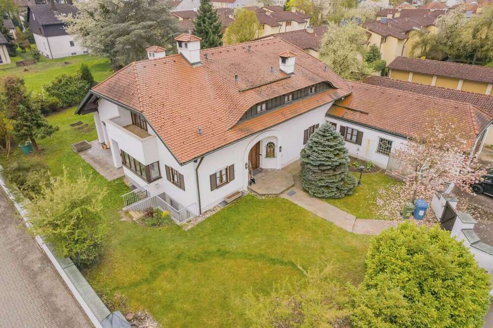 Thumbnail-Haus zum Kaufen in Ingolstadt 1.275.000,00 € 225 m²