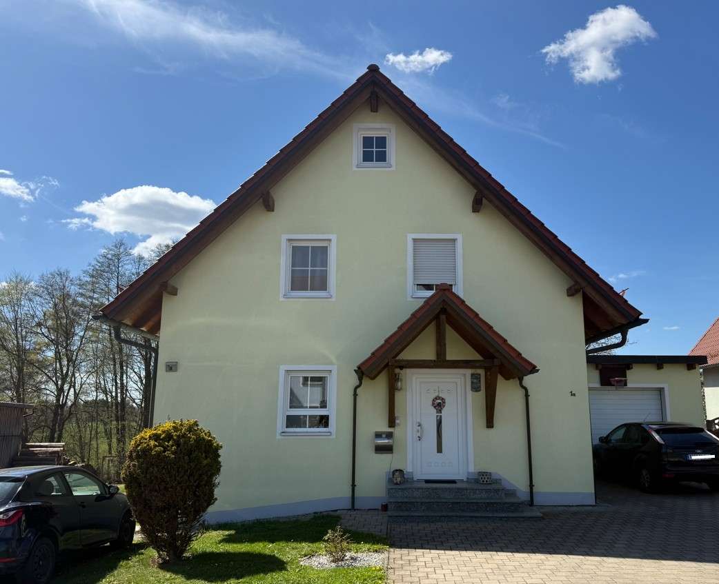Thumbnail-Haus zum Kaufen in Konnersreuth 350.000,00 € 126 m²