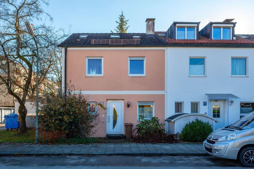 Thumbnail-Haus zum Kaufen in München 875.000,00 € 116.7 m²