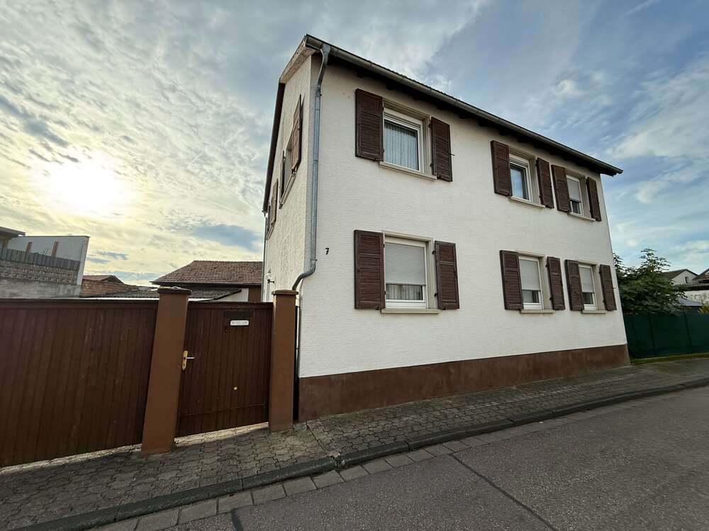 Thumbnail-Haus zum Kaufen in Hördt 365.000,00 € 159 m²